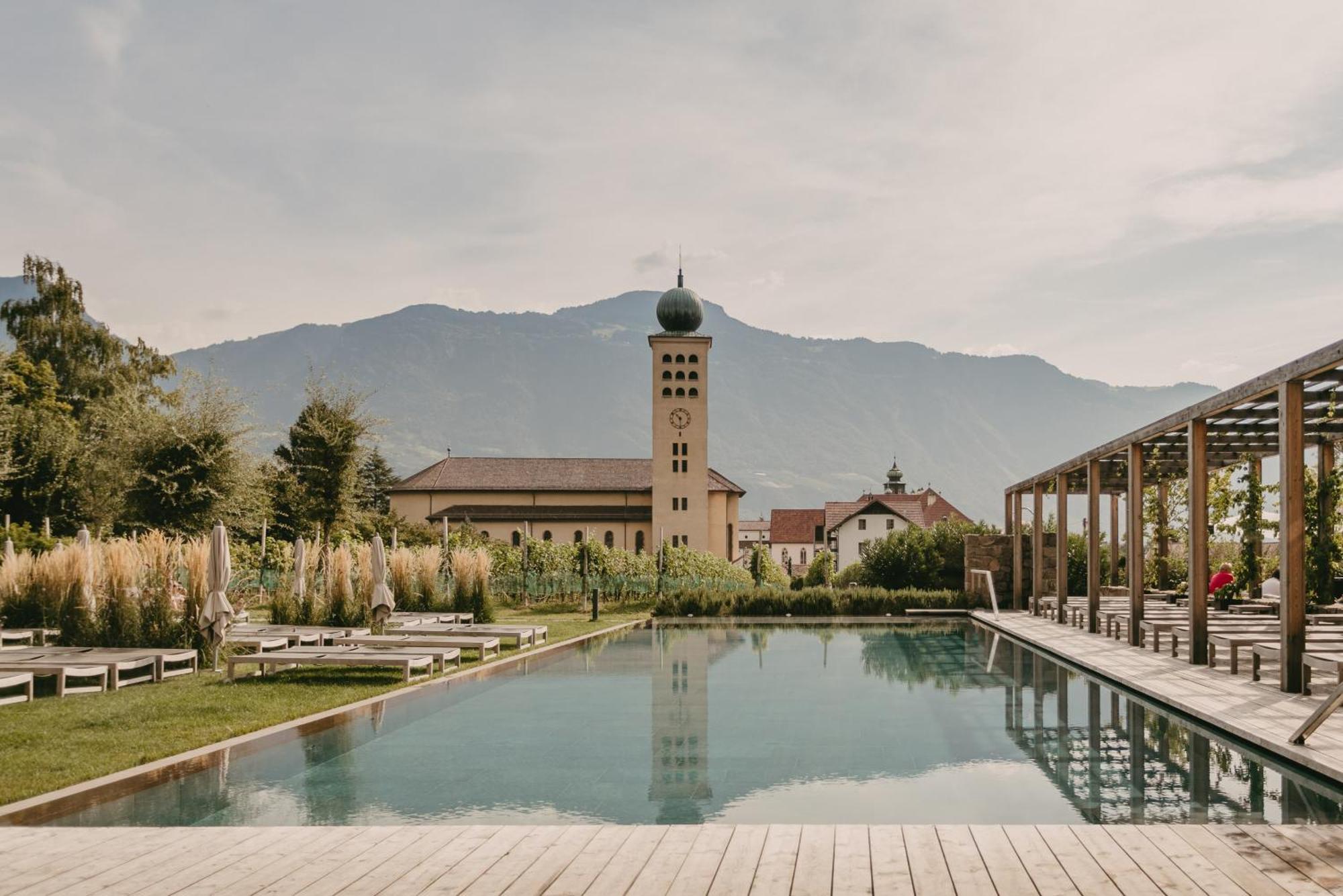 Hotel Schwarzschmied Lana Exterior photo